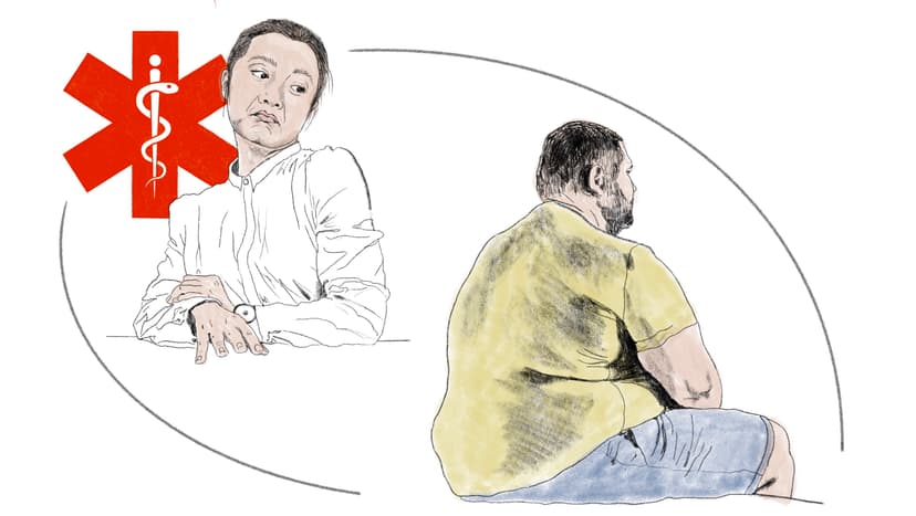 Muss das sein Ärzte schaut etwas verächtlich auf eine übergewichtigen Patienten